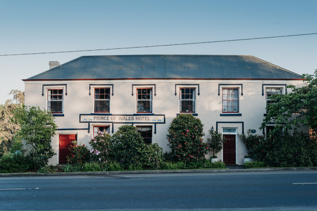 The Prince Of Wales Inn -  C.1840